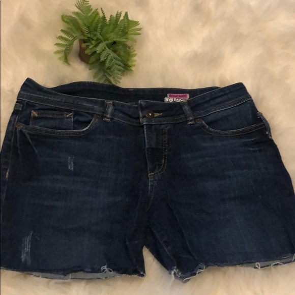 Volcom Pants - Old school Volcom cut offs Volcom Pants - Old school Volcom cut offs